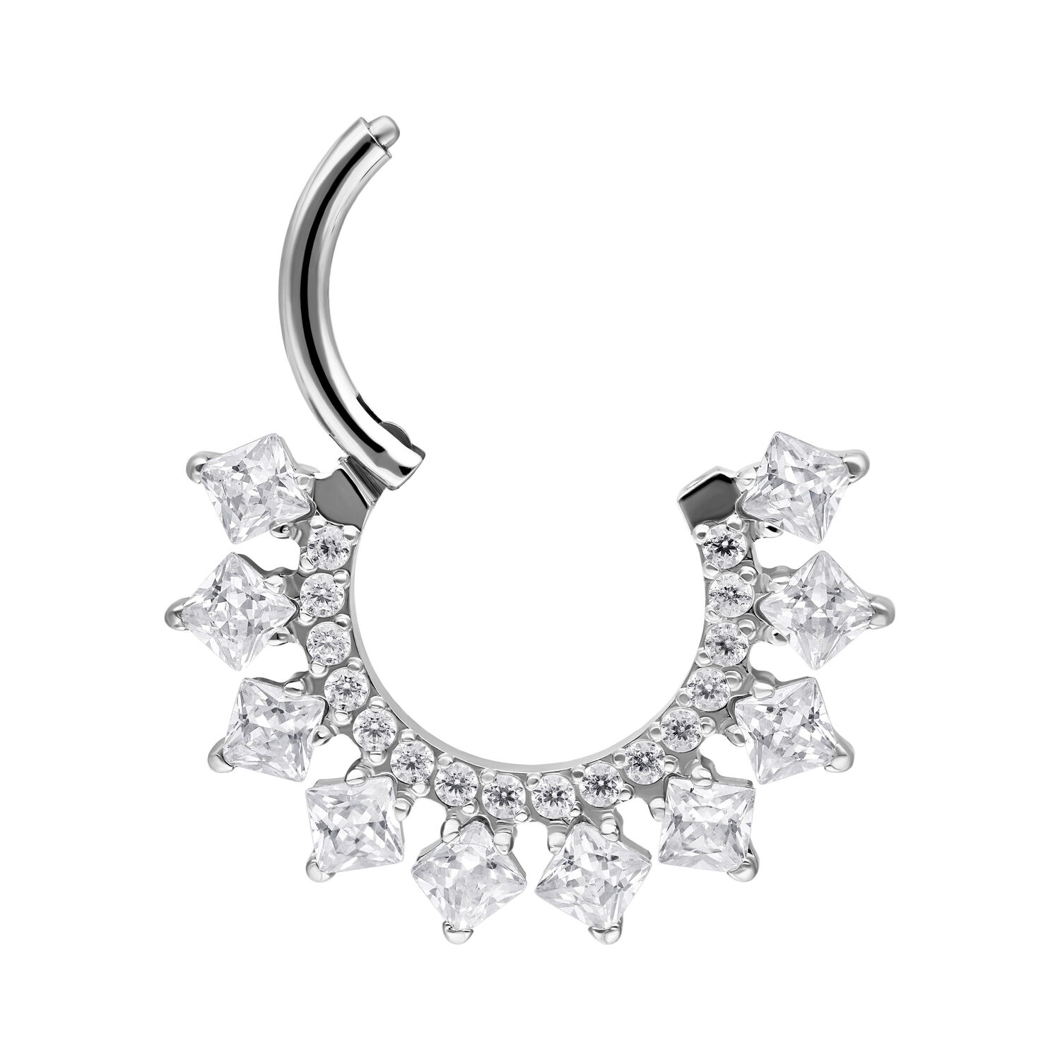 Clicker de septum plateado con cristales brillantes sobre fondo blanco