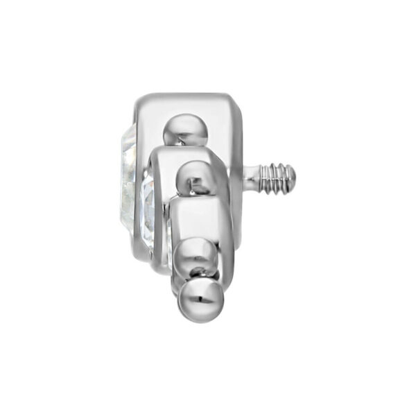 Accesorio de titanio plateado con cristales claros, rosca externa
