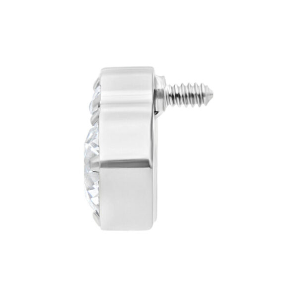 Accesorio de titanio plateado con cristal y rosca externa