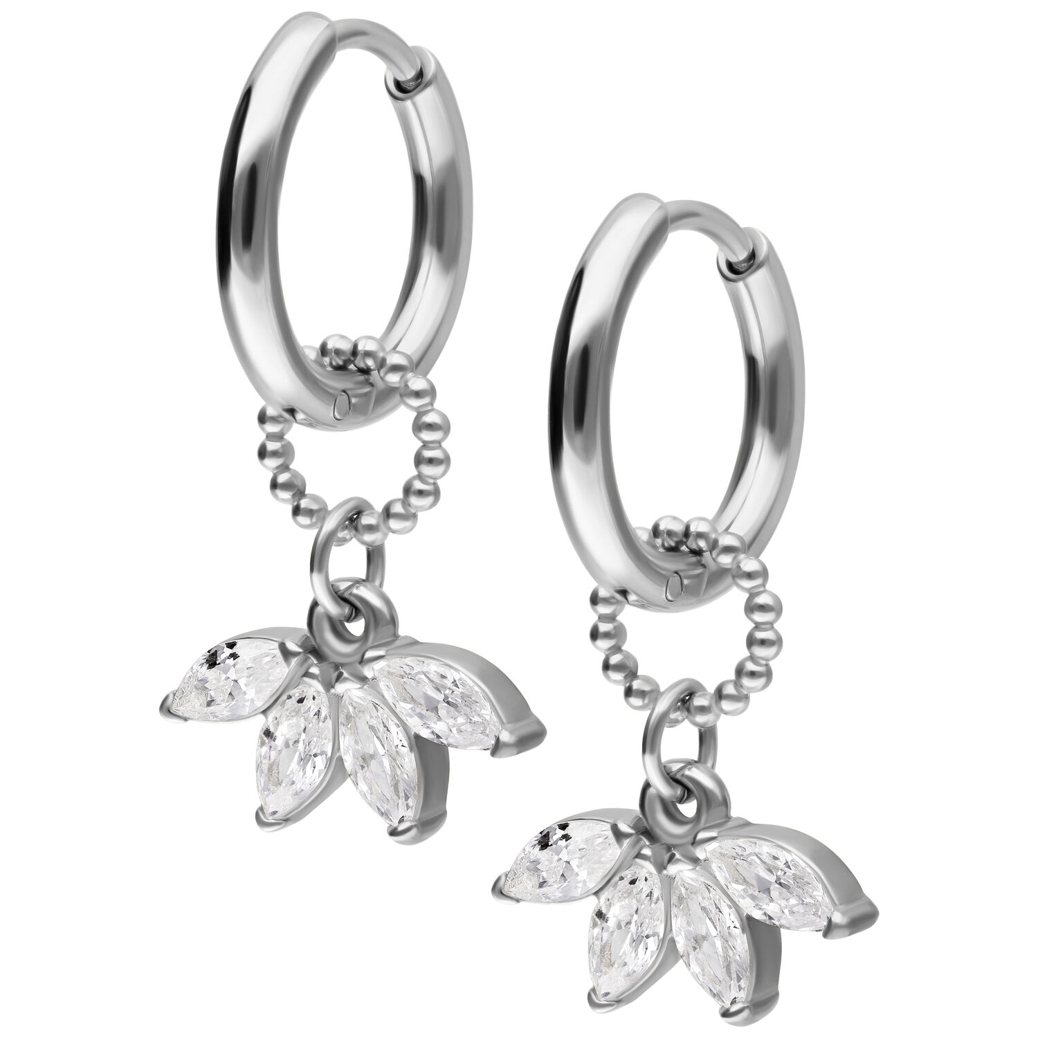 Aros de plata con colgante de cristal en forma de hoja, sobre fondo blanco