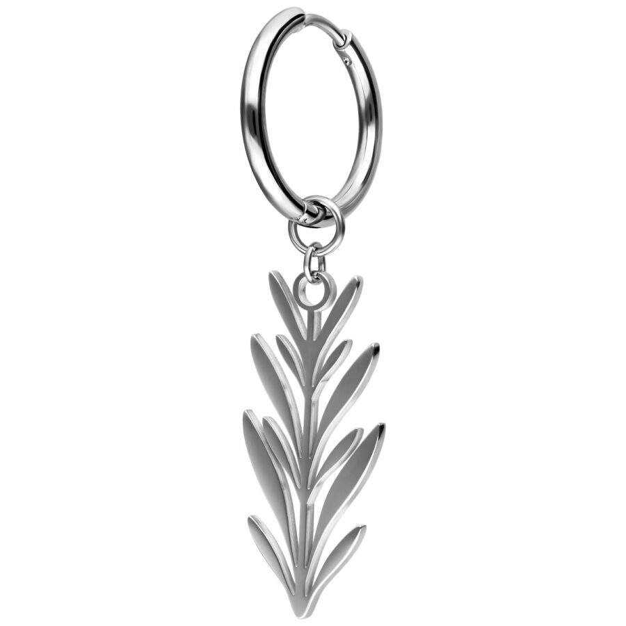 Pendientes de plata con un colgante de hoja detallado sobre fondo blanco.