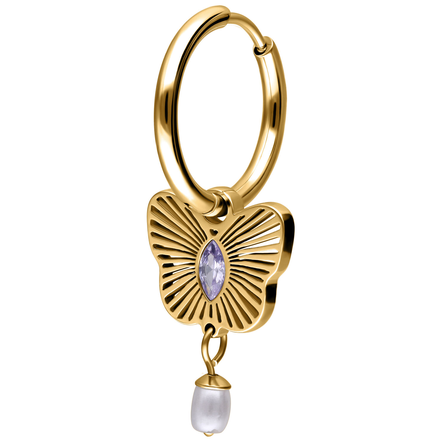 Pendientes dorados con mariposa y perla Pendiente dorado con colgante de mariposa, piedra lavanda y perla sobre fondo blanco