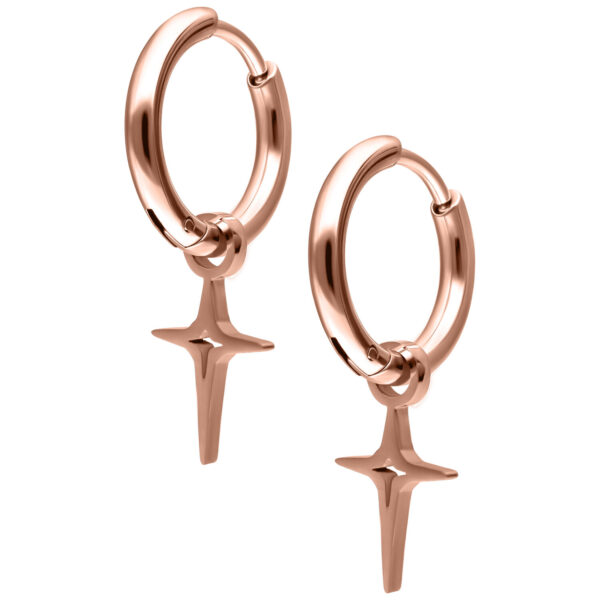 Dos aros en oro rosa con colgantes de estrella sobre fondo blanco