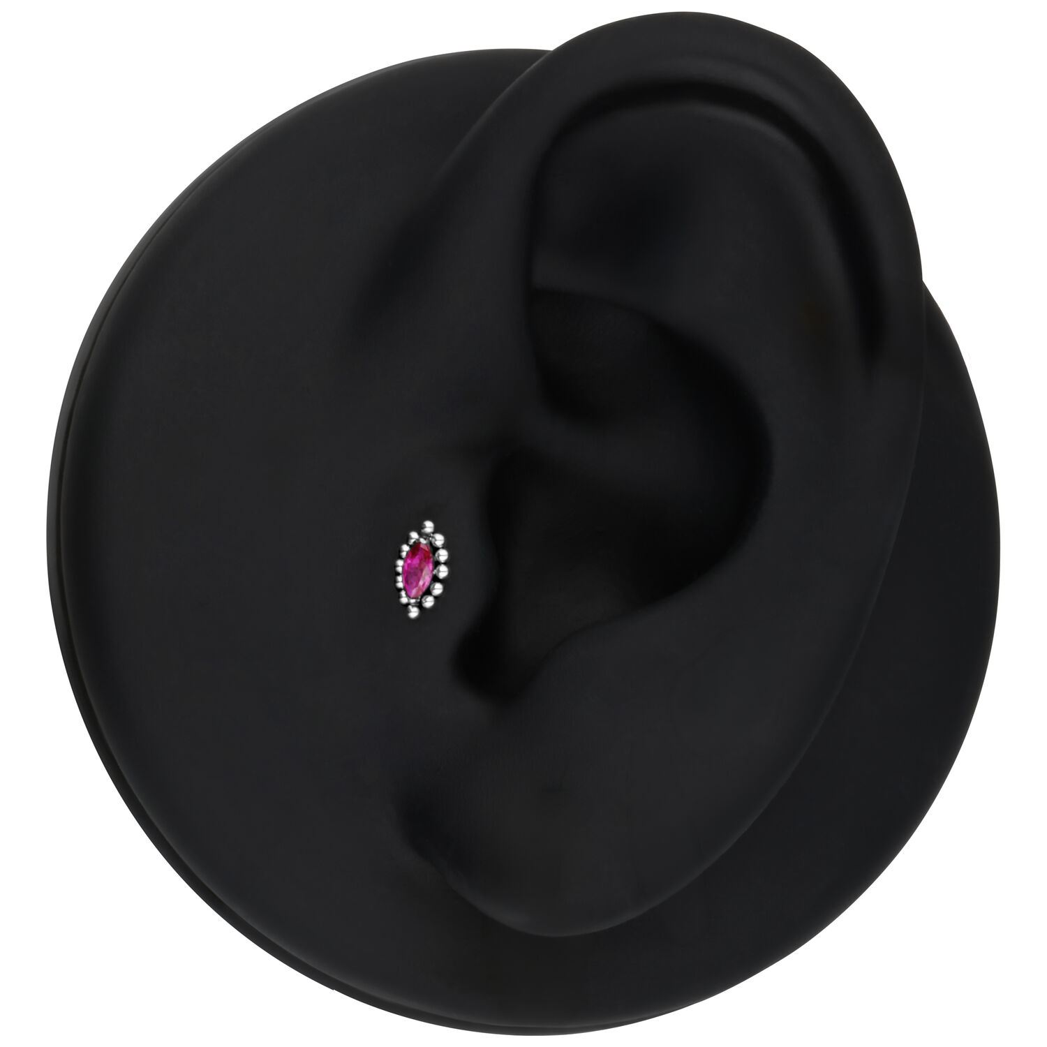 Modelo de oreja negra con ajuste Push de plata y cristal rojo