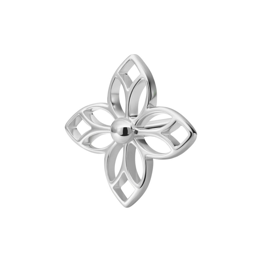 Aplique de flor plateada con cuatro pétalos sobre fondo blanco