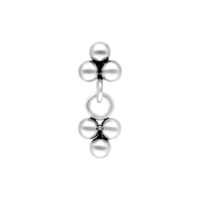 Push Fit Trinity de Oro Blanco Trinity de oro blanco para piercing con bolas sobre fondo blanco