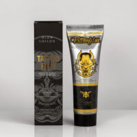 Aloe Tattoo Tattoofilm 125 ml Tubo Tubo con Aloe Tattoo Tattoofilm y empaque sobre fondo gris