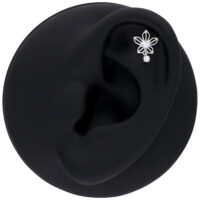 Pendiente de Jazmín Blossom de Oro Blanco Pendiente de oro blanco en forma de jazmín con ópalo sintético sobre fondo negro
