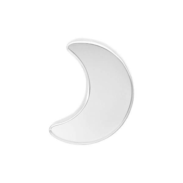 Accesorio en forma de media luna en oro blanco sobre fondo blanco