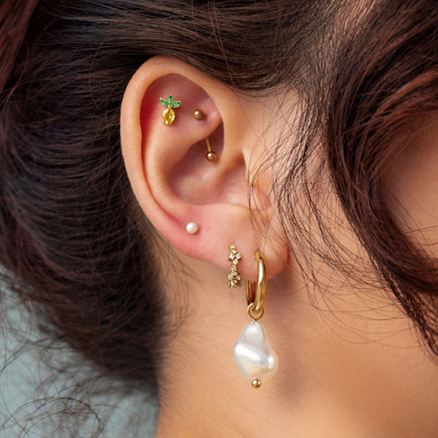 Ajuste de Piña Dorada para Piercing Piercing de oreja con ajuste de piña dorada y colgante de perlas