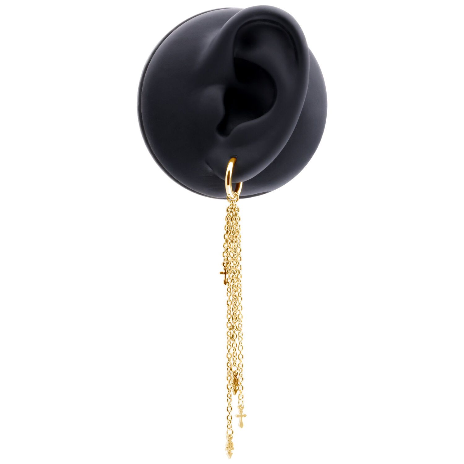 Pendientes dorados con cadenas largas Pendiente dorado con cadenas largas en un modelo de oreja negra