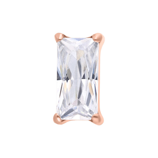 Cristal rectangular en montura de oro rosa sobre fondo blanco