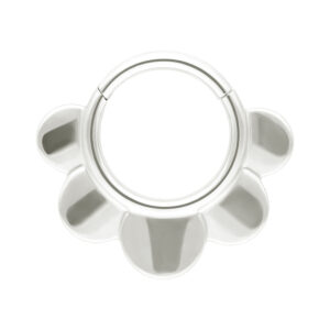Clicker Flor Mitad en oro blanco en disposición circular
