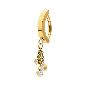 Clicker dorado para ombligo con tres colgantes de cristal claros sobre fondo blanco