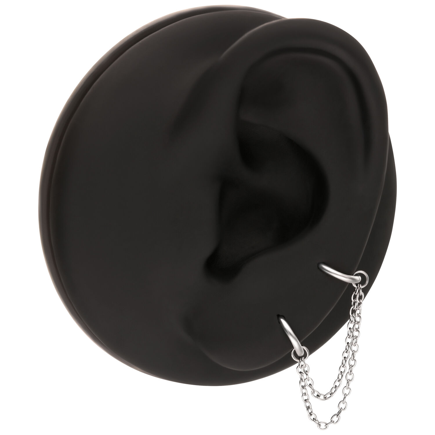 Réplicas de oreja negra con cadena de plata Réplicas de oreja negra con cadena de conexión plateada, fondo de estudio