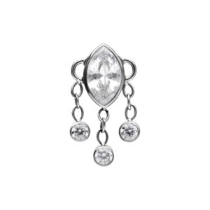 Accesorio Push Fit plateado con tres cristales colgantes sobre fondo blanco