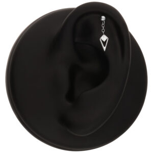 Soporte negro para orejas con ajuste de piercing plateado y cristal